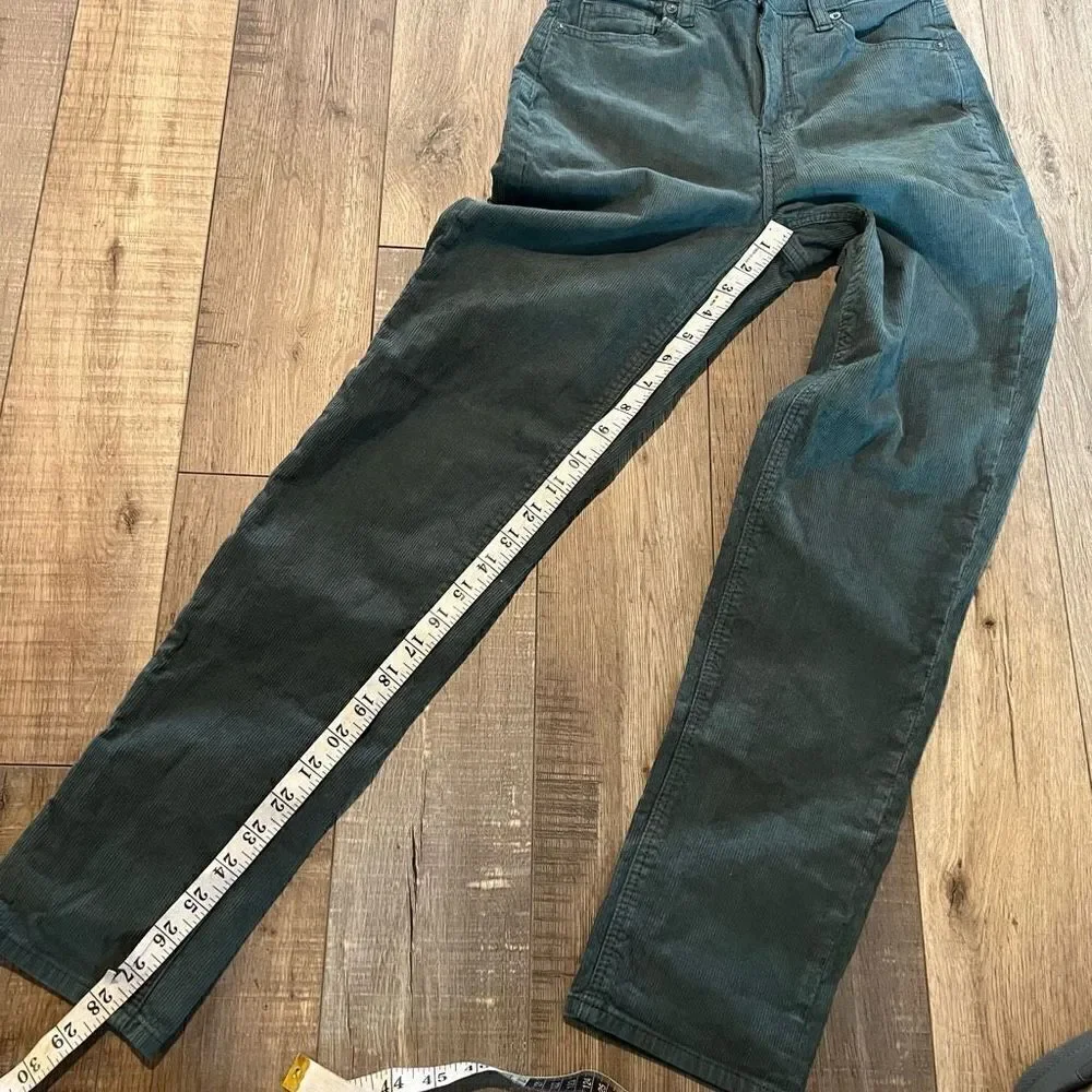 American eagle corduroy, Mom Jean high-rise size 00